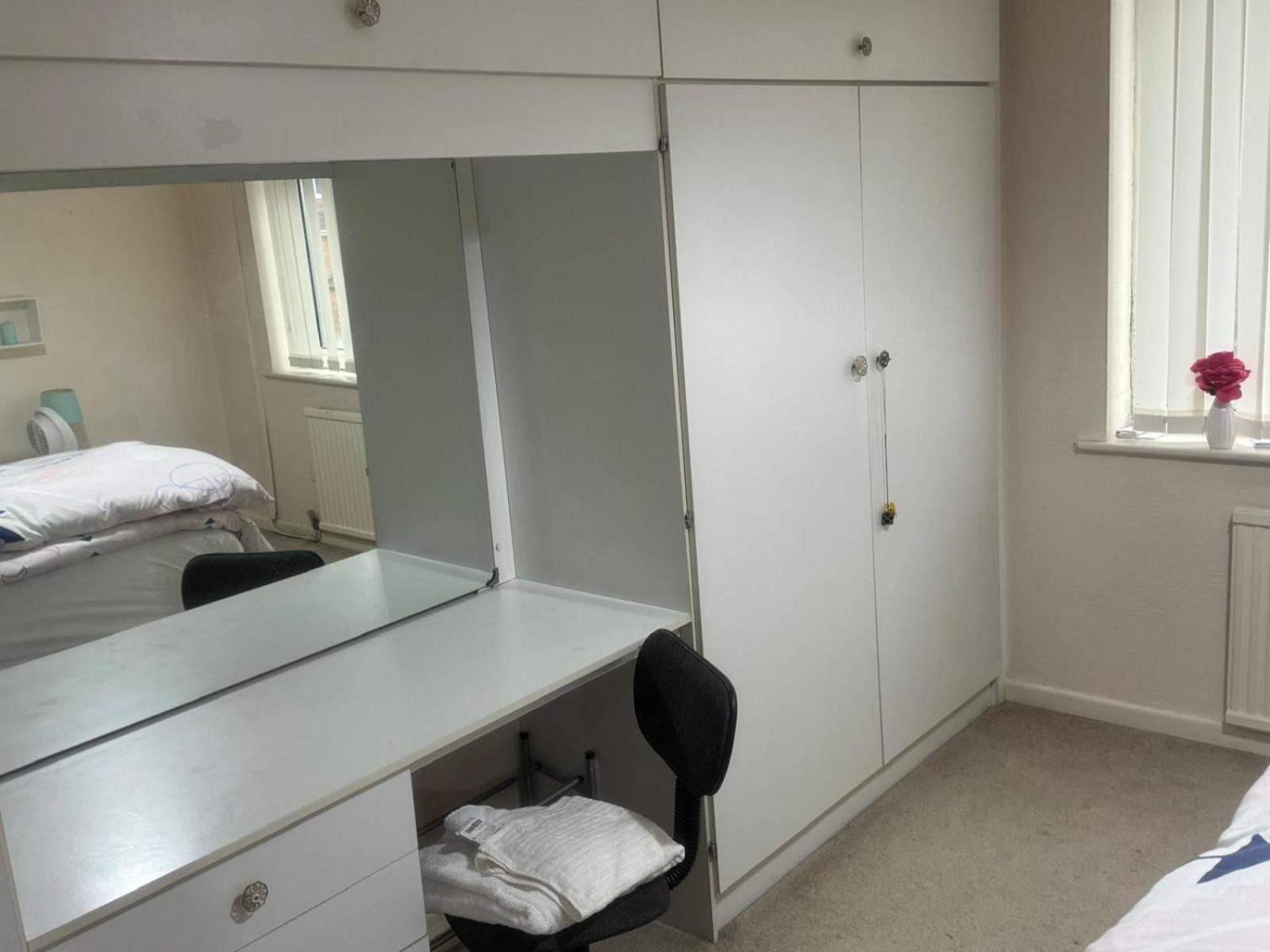 Komegloba Exquisite Room Манчестер Екстер'єр фото